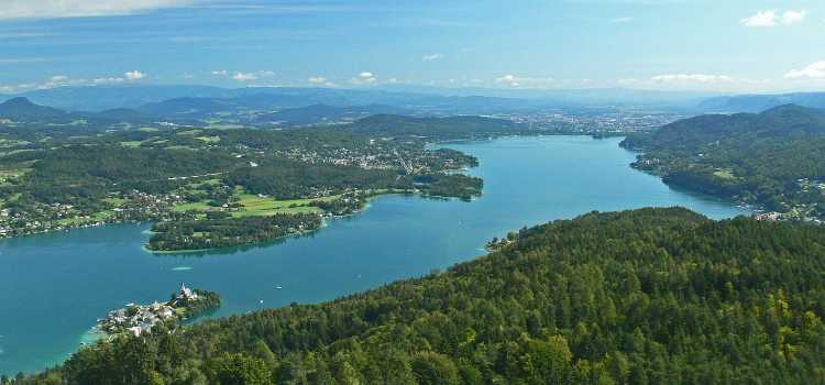 Luftaufnahme vom Wörthersee