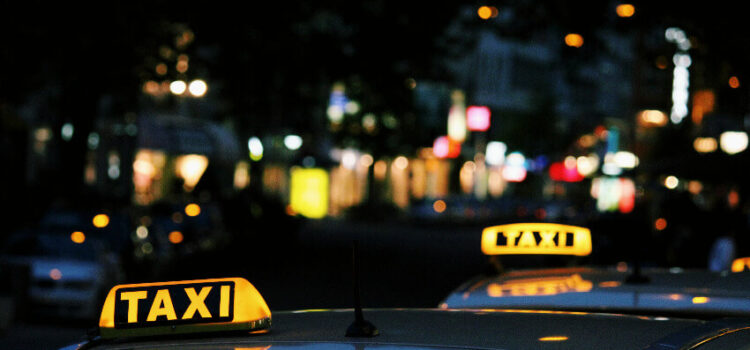Der Unterschied zwischen Taxi und Mietwagen: Eine Entscheidungshilfe